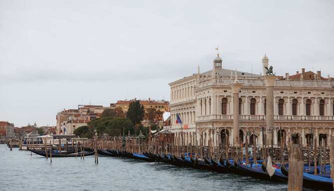 Blog images - 2023 - radisson collection hotel palazzo nani food drinks venice experiences through the  senses