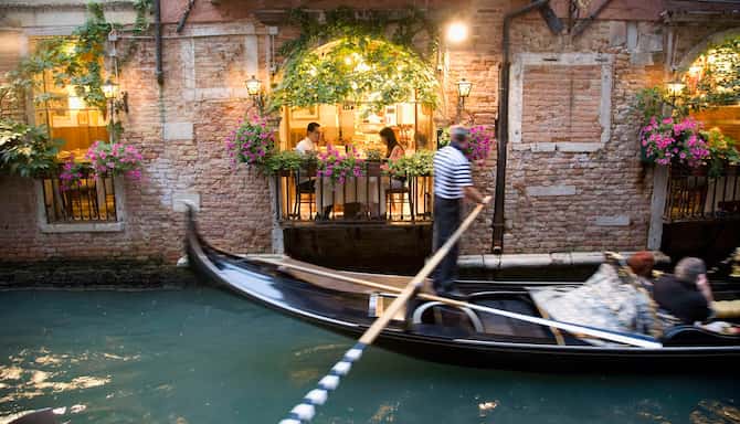 Blog images - 2023 - al timon food drinks venice experiences through the  senses