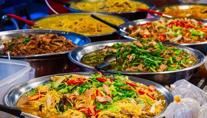 Blog images - 2023 - Take a tour through Bangkok s street food scene Thai food