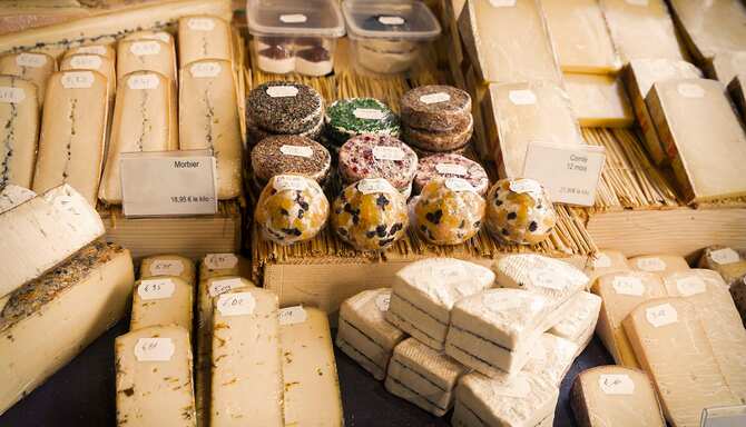 Blog images - 2024 - a cheese tour through paris La Ferme Saint Hubert