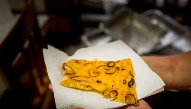 Blog images - 2024 - Where to eat Socca in Nice Chez Pipo