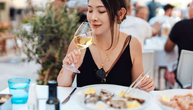 Blog images - 2024 - Eat like a local in Nantes Muscadet