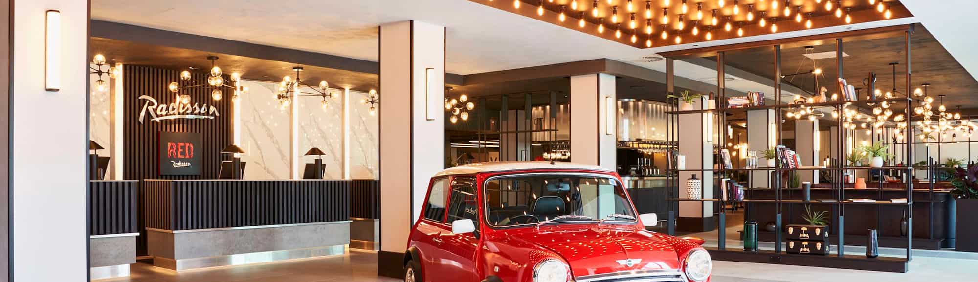 Blog images - 2024 - reasons to host your next event at London Heathrow Meetings Reception