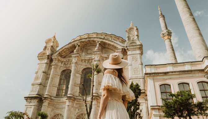 Blog images - 2024 - Discover Istanbul through the Lens of Simone and Vernon Destination