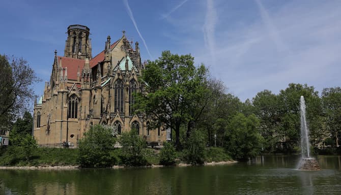 Blog images - 2024 - The Ultimate Guide To Exploring Stuttgart description A