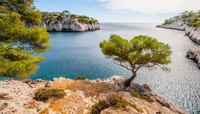 Blog images - 2024 - The Ultimate guide to explore Marseille destination GettyImages