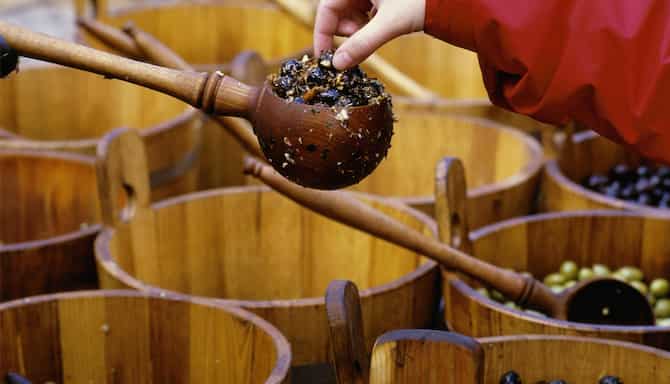 Blog images - 2025 VOL 2 - Savor the sweetness of l ckerli Basel