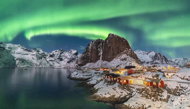 Blog images - 2025 VOL 2 - When is the Best Time to Visit the Lofoten Islands