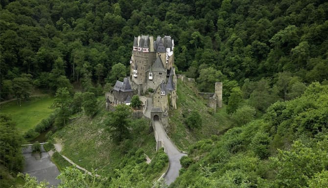 Blog images - 2025 VOL 2 - Discover the Magic of Burg Eltz