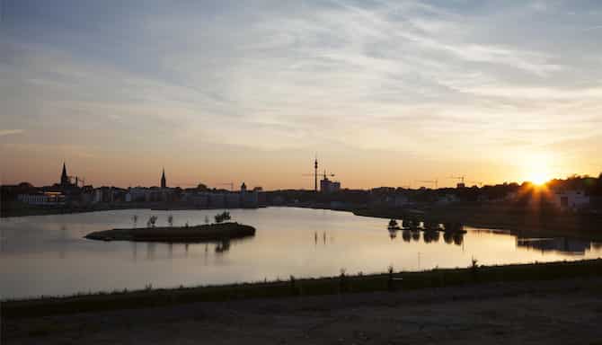 Blog images - 2025 VOL 2 - Br ckstra e Where Style Meets Entertainment