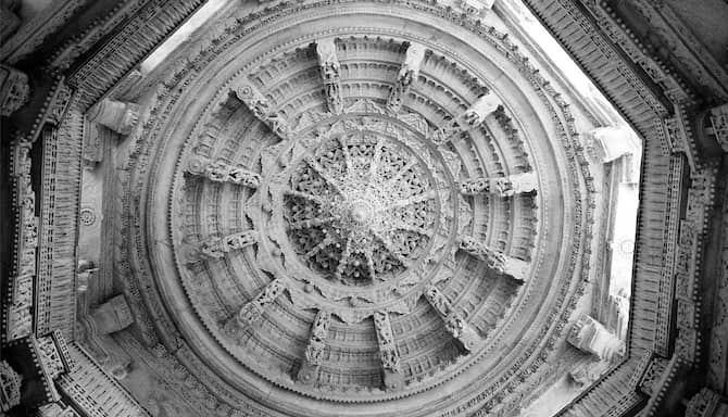 Blog images - 2025 VOL 2 - Ceiling roof of Ranakpur Jain temple Rajasthan India Asia