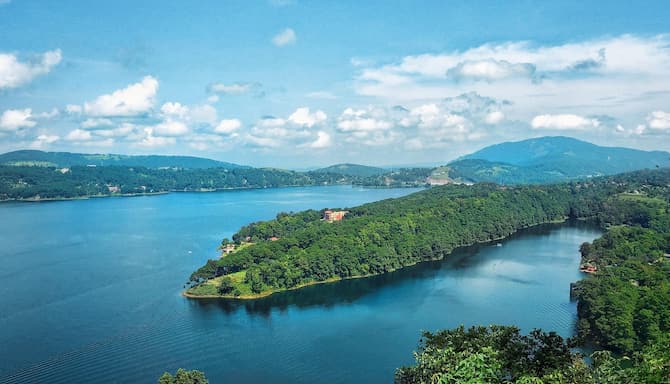 Blog images - 2025 VOL 2 - Umiam Lake Shillong Meghalaya India