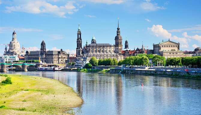 Blog images - 2025 VOL 2 - Pillnitz Castle