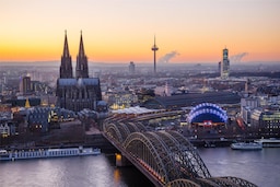 Blog images - 2025 VOL 2 - Discover the Charm of Cologne Bridges