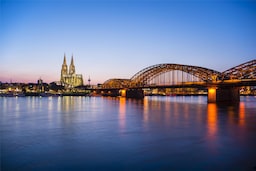 Blog images - 2025 VOL 2 - Discover Enchanting Castles Near Cologne