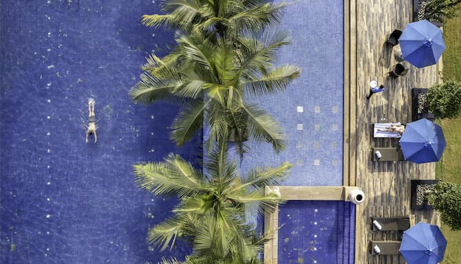 Blog images - 2025 VOL 2 - Radisson Blu Plaza Resort Convention Centre pool