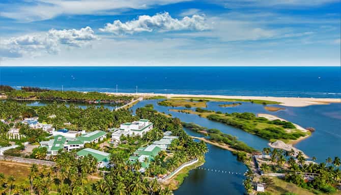 Blog images - 2025 VOL 2 - Radisson Resort Pondicherry Bay exterior