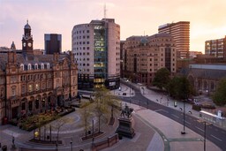 Blog images - 2025 VOL 3 - Discover the Best Things to Do in Leeds
