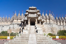 Blog images - 2025 VOL 3 - Ranakpur Jain Temple A Journey into Serenity