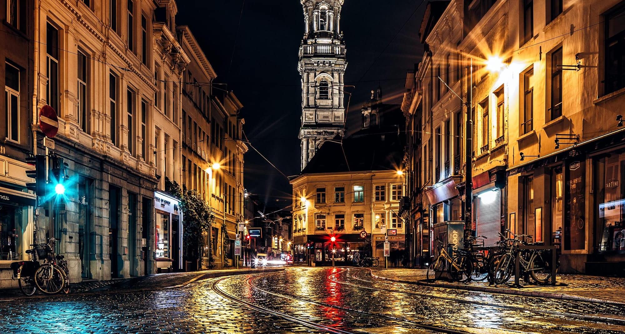 Blog images - 2025 VOL 3 - nightlife in Antwerp