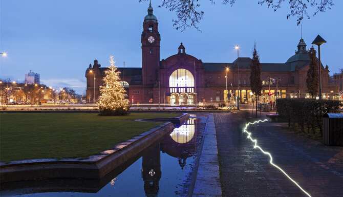 Blog images - 2025 VOL 3 - Wiesbaden Christmas Market Magic