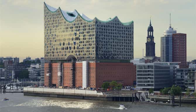 Blog images - 2025 - Discovering the charm of Hamburg neighborhoods Destination Elbphilharmonie concert hall Hamburg