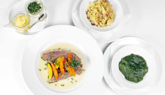 Blog images - 2025 - Tafelspitz Prime oiled beef with hash browns creamed spinach apple horseradish and Sauca Tartare