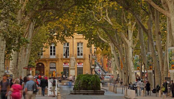 Blog images - 2025 - Cours Mirabeau Aix en Provence Provence