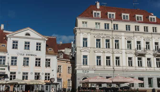 Blog images - 2025 - Traditional buildings and al fresco cafes line the Town Hall Square Old Town