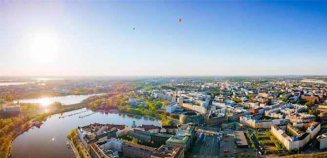 Blog images - 2025 - Hot air balloons over Helsinki