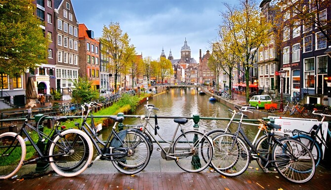 Blog images - 2025 - Day trips from Amsterdam discover hidden gems Destination Day trips from Amsterdam discover hidden