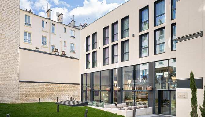Blog images - 2025 - Discover enchanting things to do in Paris Destination Hotel YAC Paris Clichy a member of Radisson I