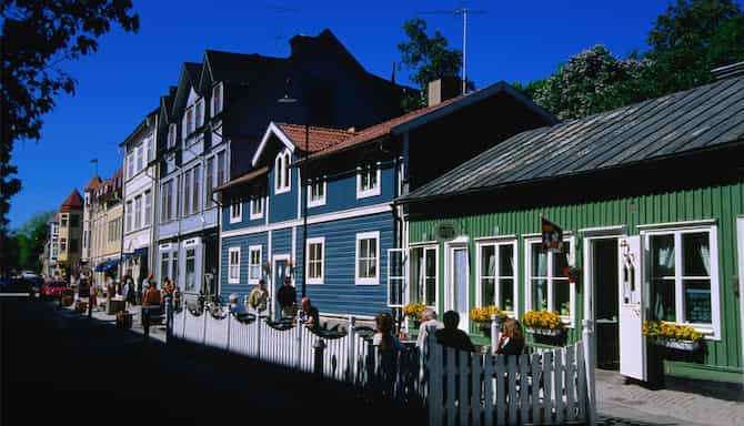 Blog images - 2025 - Discover Stockholm tours hidden gems await Destination Vaxholm s Hamngata