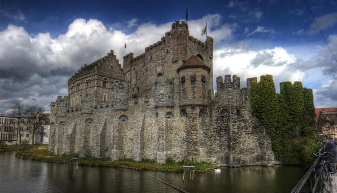 Blog images - 2025 - Day trips from Brussels discover hidden gems Experiences Gravensteen castle Ghent Belgium