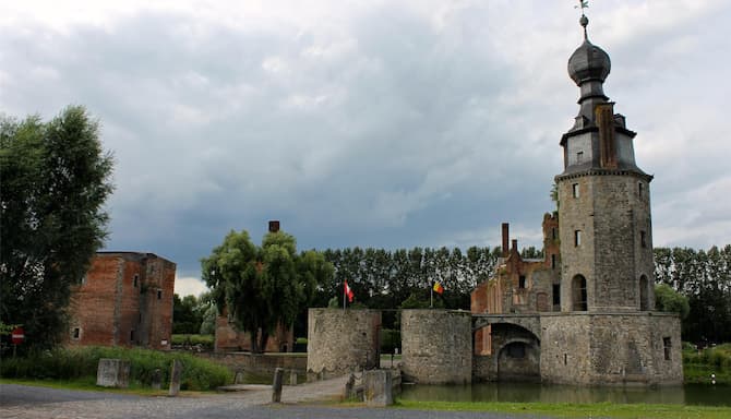 Blog images - 2025 - Day trips from Brussels discover hidden gems Experiences Chateau d Havre Ruins Mons Belgium