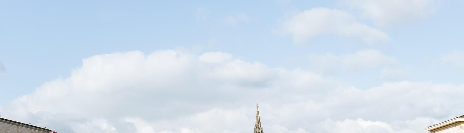 Blog images - 2025 - Discover the charm of Brussels neighborhoods Destination Brussels city landscape