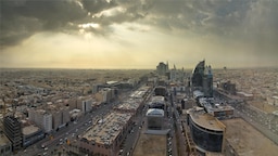 Blog images - 2025 - Discovering Riyadh neighborhoods a local s guide