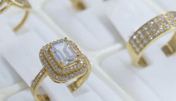 Blog images - 2025 - Shopping diamonds Dubai