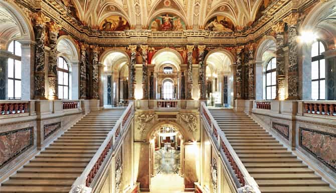 Blog images - 2025 - Things to Do in Vienna Discover the Unexpected Staircase in Kunsthistorisches Museum