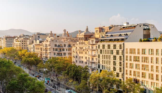 Blog images - 2025 - Passeig de Gracia avenue and Barcelona