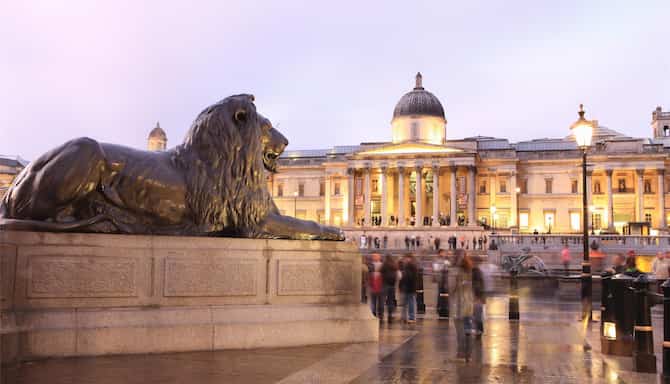 Blog images - 2025 - London Museums Uncover the Rich History and Culture National Gallery at Dusk London England United