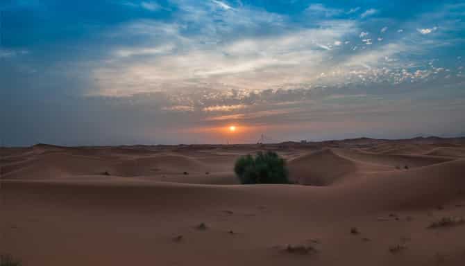 Blog images - 2025 - Things to do in Dubai discover the unexpected Destination Desert sand dunes landscape in Hatta Dese
