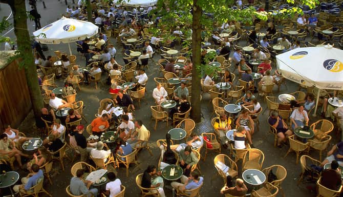 Blog images - 2025 - Cafe overview Leidseplein Amsterdam Holland