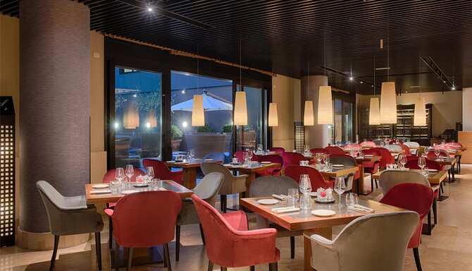 Blog images - 2025 - VOL.003 - A Taste of Television Experiences ITMIL Leonardo Restaurant