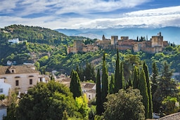 Blog images - 2025 - VOL.003 - Discover the Enchanting Alhambra Tour from Seville