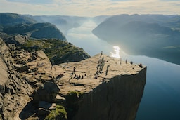 Blog images - 2025 - VOL.003 - Discover Stavanger Preikestolen