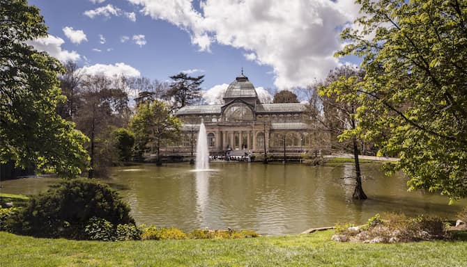 Blog images - 2025 - The Palacio de Cristal Crystal Palace in Buen Retiro Park Madrid