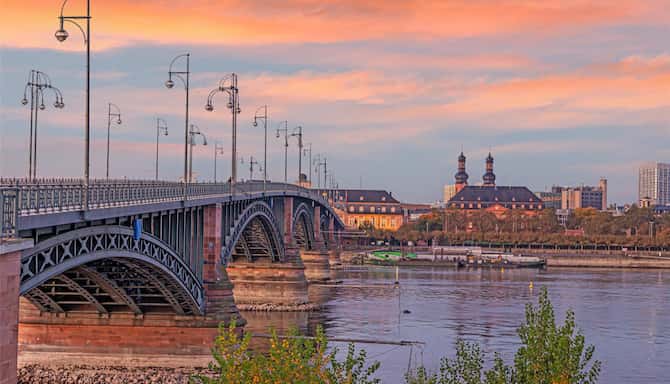 Blog images - 2025 - Mainz Rhine bank Mainz Germany
