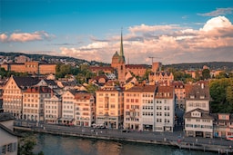 Blog images - 2025 - Discover Zurich Neighborhoods A Local s Guide