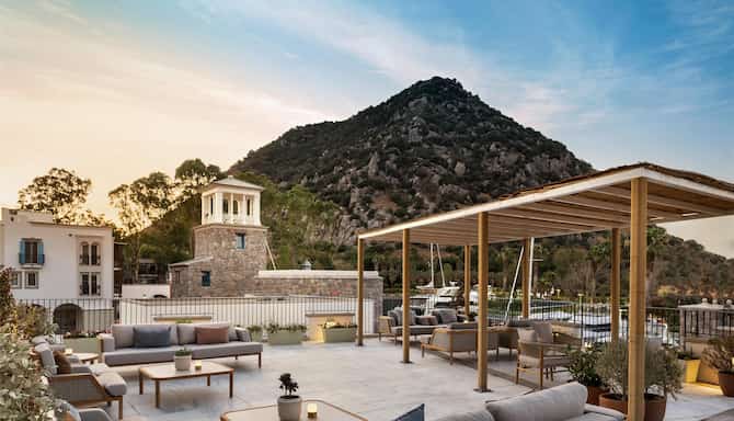 Blog images - 2025 - VOL.003 - Going the Extra Mile Experiences BARranco Restaurant terrace